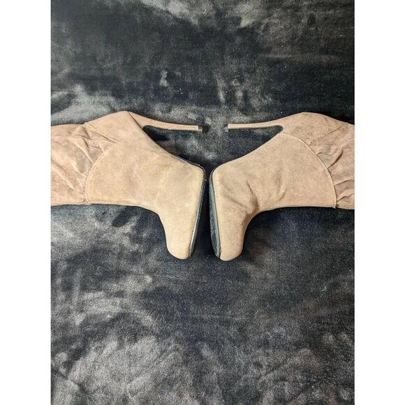 Wet Seal suede boots. Size 7.5 - Picture 8 of 13